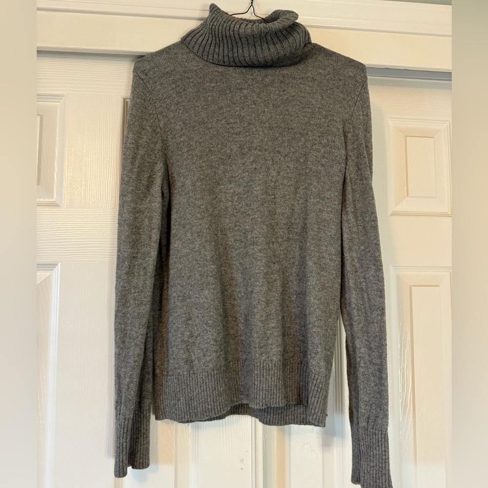 Lands’ End Grey Wool Blend Turtleneck Knit Sweater